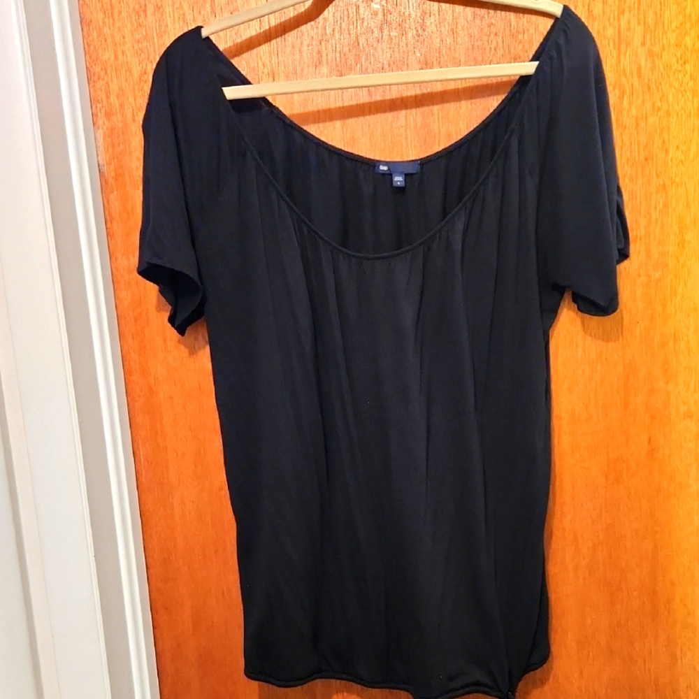 Women's Black Top